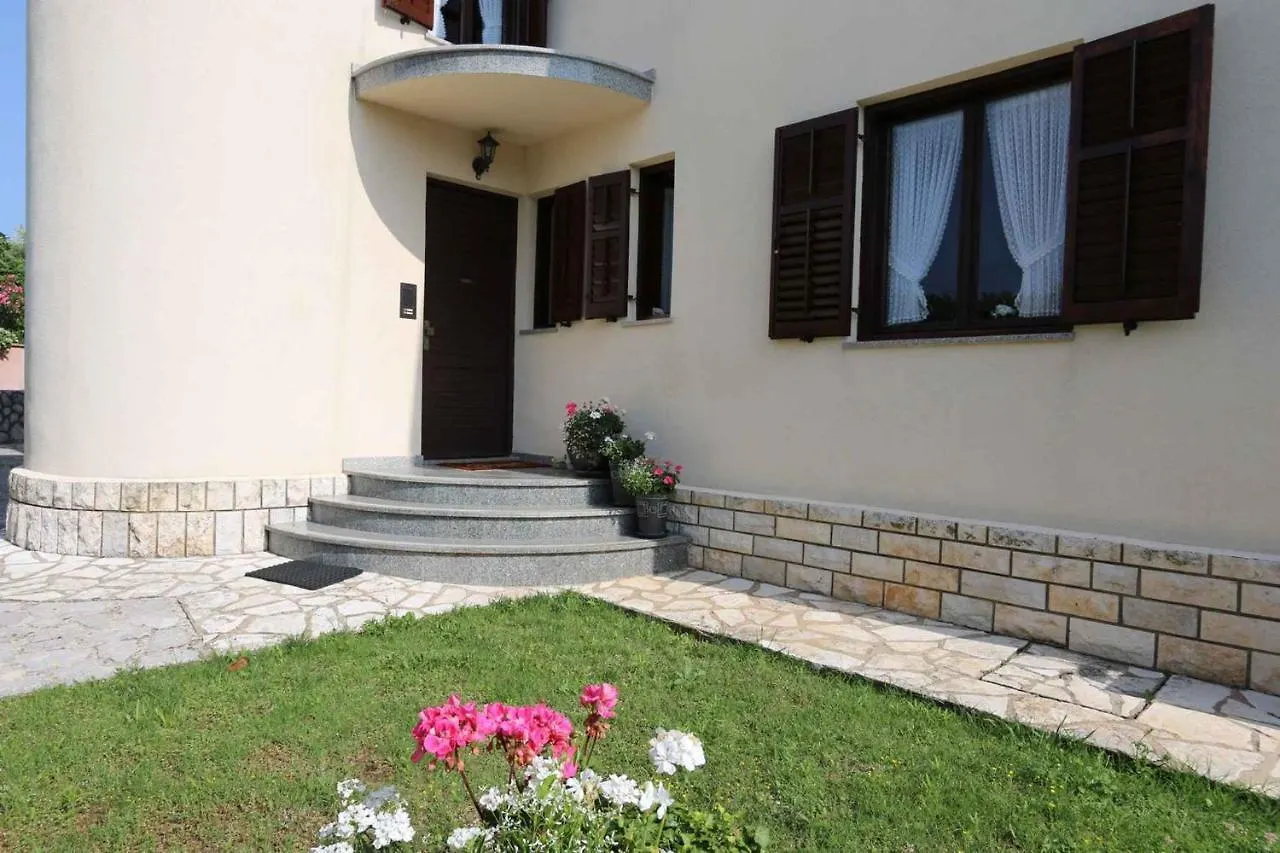 Apartment In Silo/Insel Krk 14540 Silo (Krk)