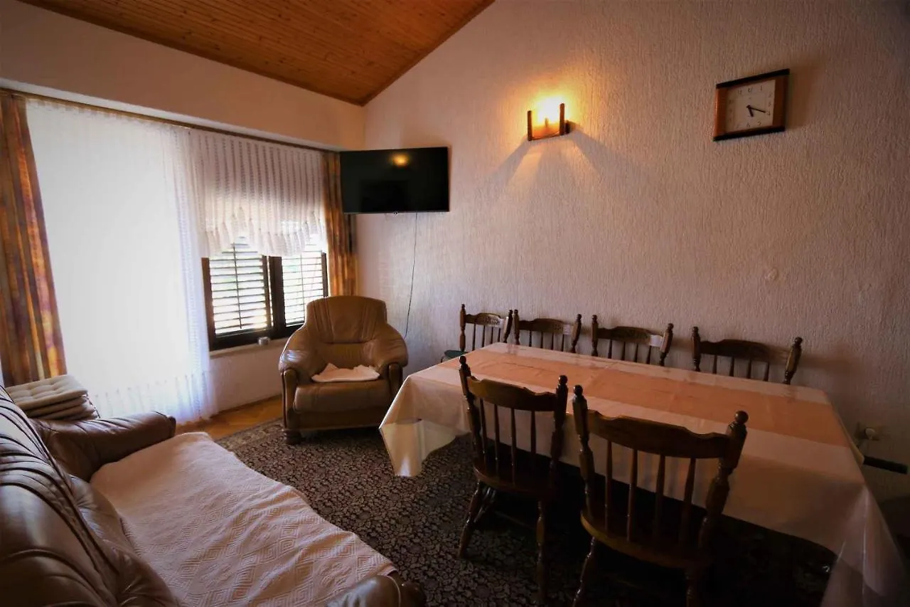 Apartment In Silo/Insel Krk 14540