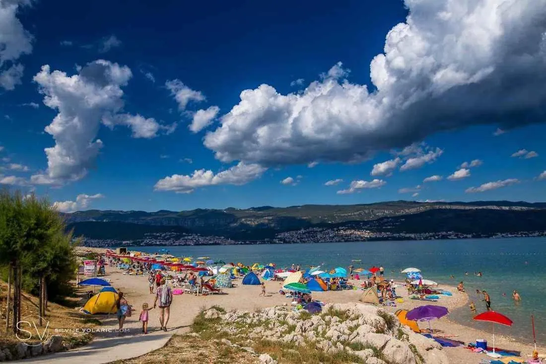 Apartment In Silo/Insel Krk 14540